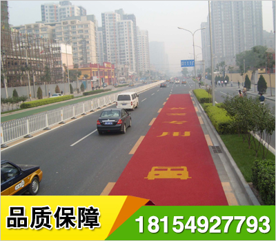 公交車(chē)專用道